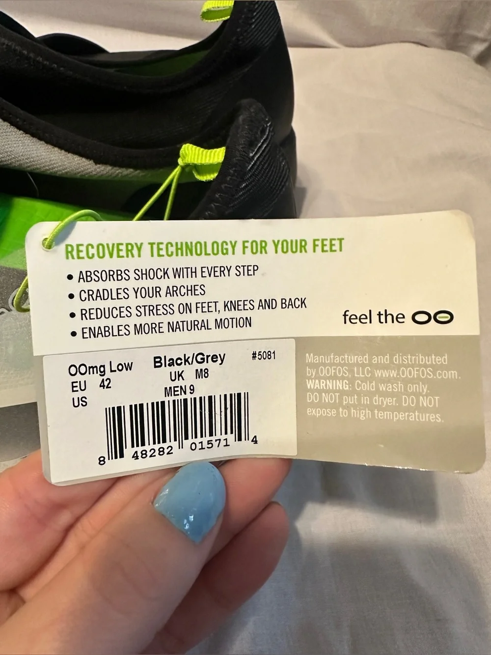 Oofos Oomg Eezee Low Slip On Recovery Sneaker Shoe Men’s size 9 NWT